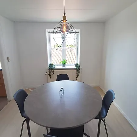 Double 1 With Free Parking